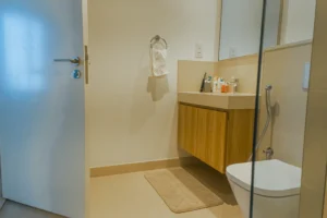 Emaar 2 bedroom apartment for rent in Downtown Views Tower 2